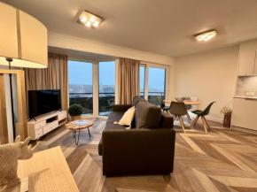 Cozy Panorama Flat by the Beach